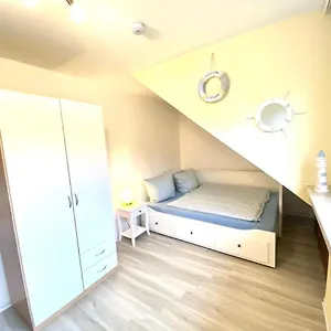 Jessica Apartment